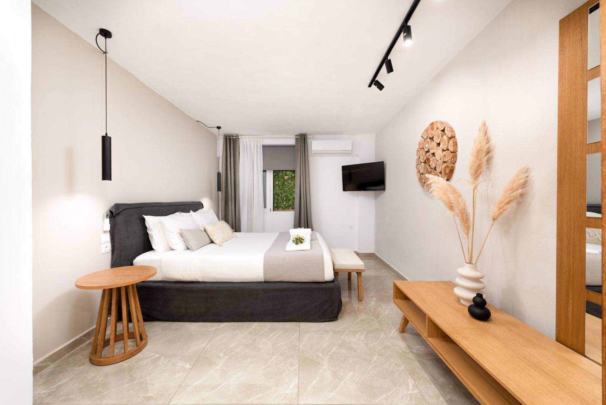Hypnosis Beachside Villa With Private Heated Pool Georgioupoli Exterior photo