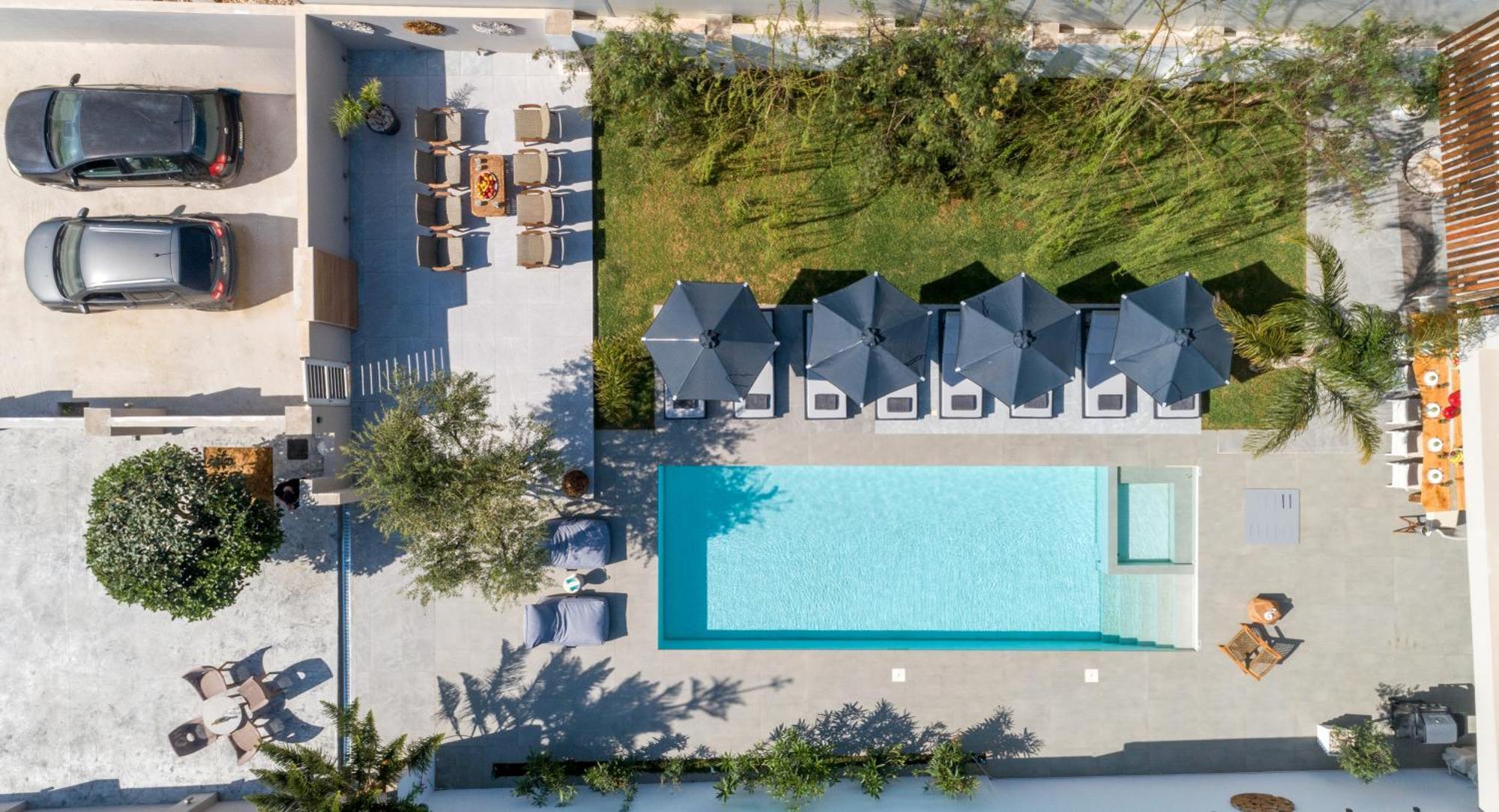 Hypnosis Beachside Villa With Private Heated Pool Georgioupoli Exterior photo